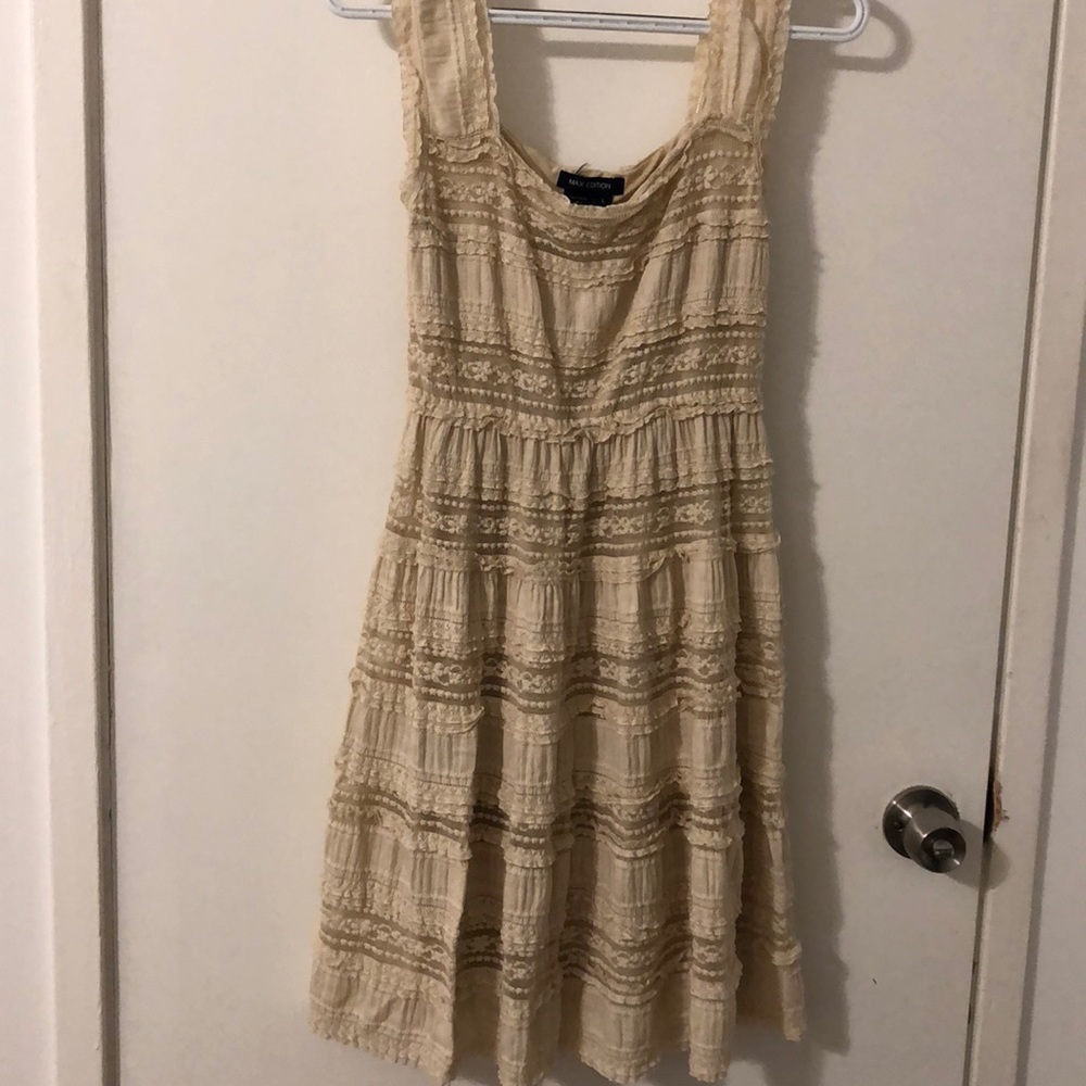 Max Edition Vintage Inspired Stretchy Lace Dress